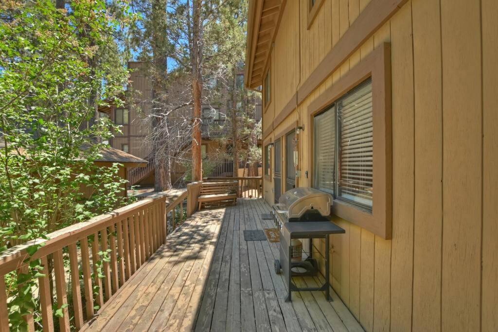 Villa Snowy Pines Summit à Lac Big Bear Extérieur photo
